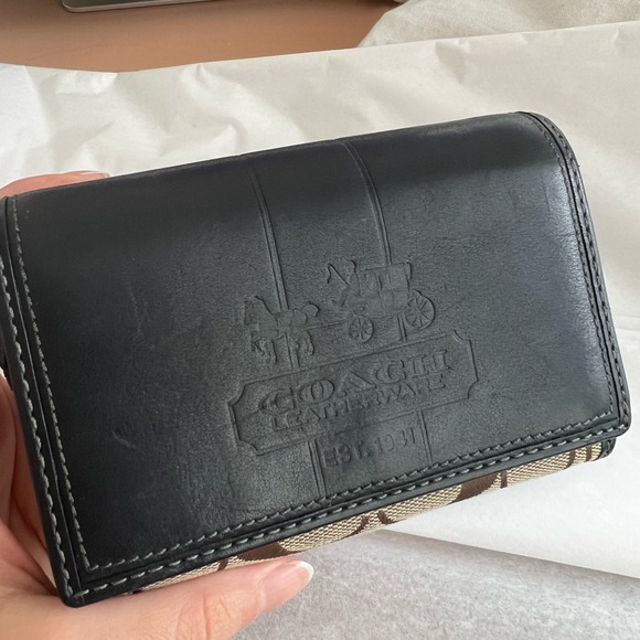 Coach Wallet - Picture 7 of 9